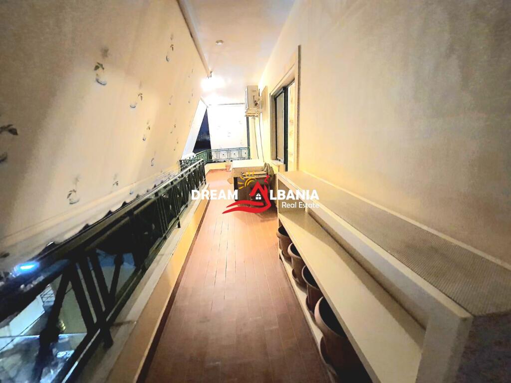 3+1 apartment for rent on Durres street near the Ministry of Education in Tirana (ID 4231307)