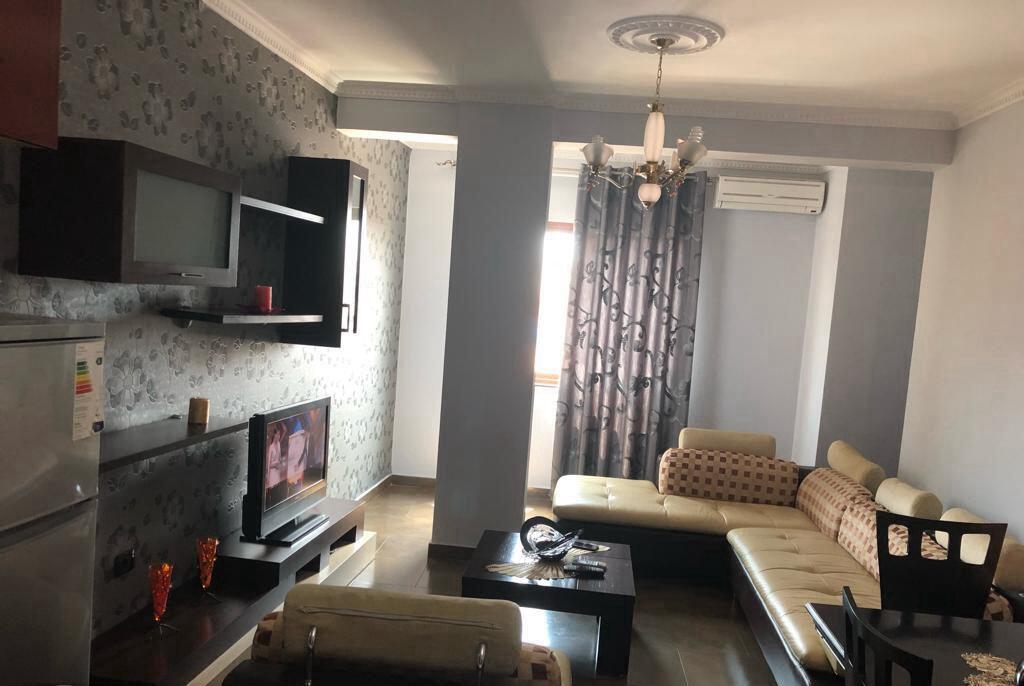 APARTAMENT ME QERA 2+1 RRUGA E DIBRES 65.000 LEKE