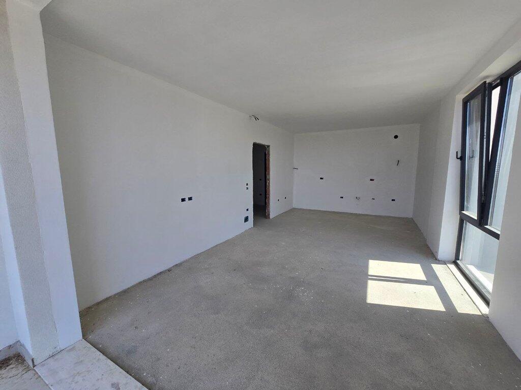 SUPER APARTAMENT PER SHITJE TEK LIQENI I FARKES.