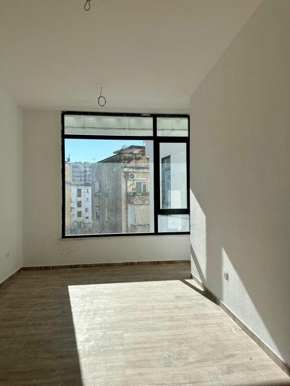 OFFICE FOR RENT PREMIUM LOCATION NEAR THE CENTER