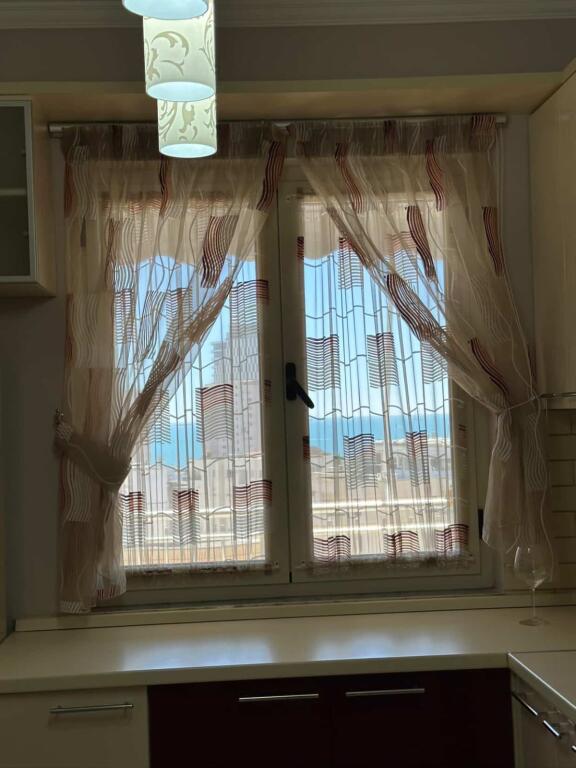 Affitto appartamento 2+1, 130 m². Durazzo, Volga