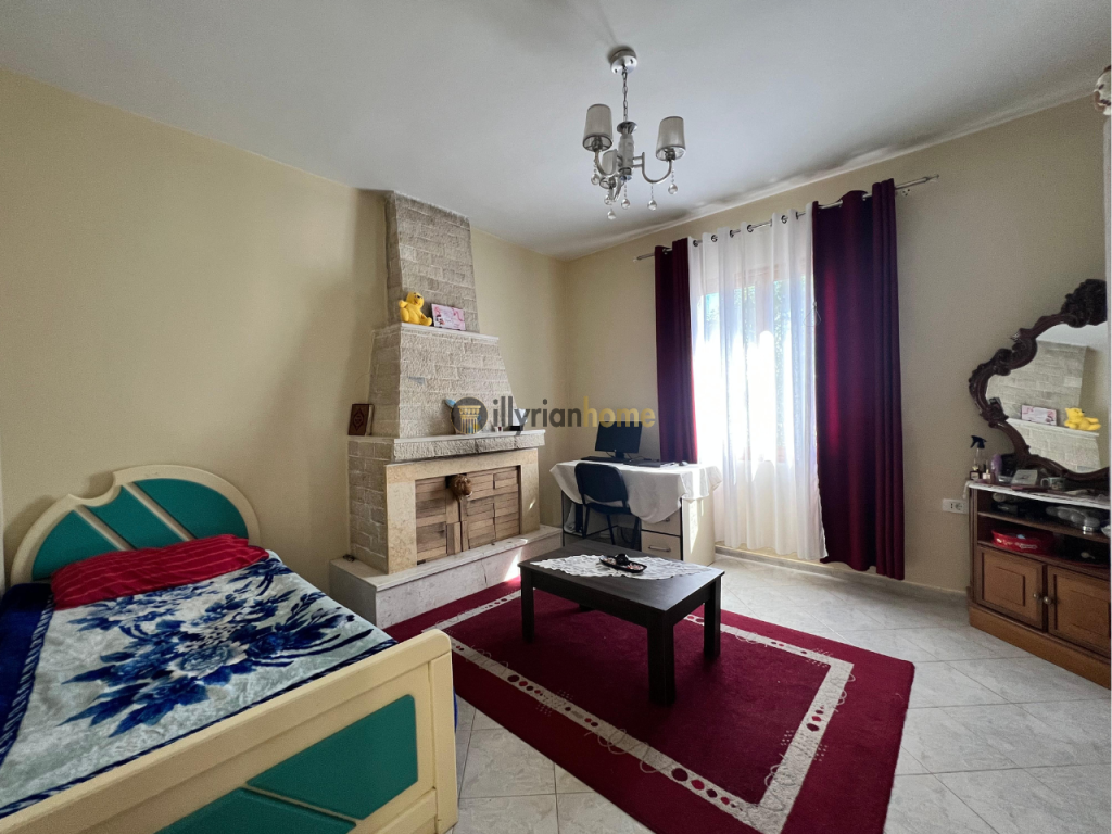 Jepet me qira Shtepi Private 2 Katëshe, "Vishaj", Tiranë