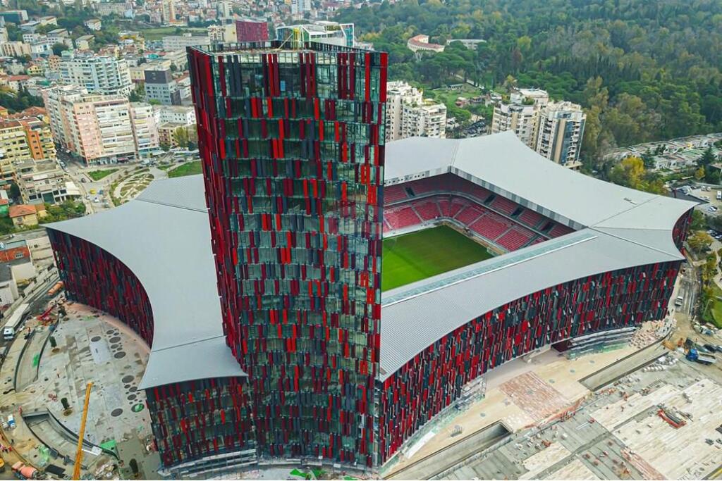 Locale commerciale in affitto, Stadio Air Albania
