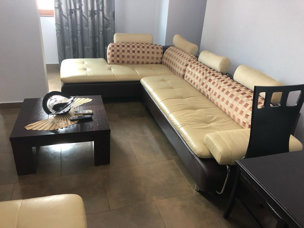 🏢Rruga e Dibres,prane Argjendari Kashara, jepet me qera apartament 2+1 i mobiluar.65,000 Leke