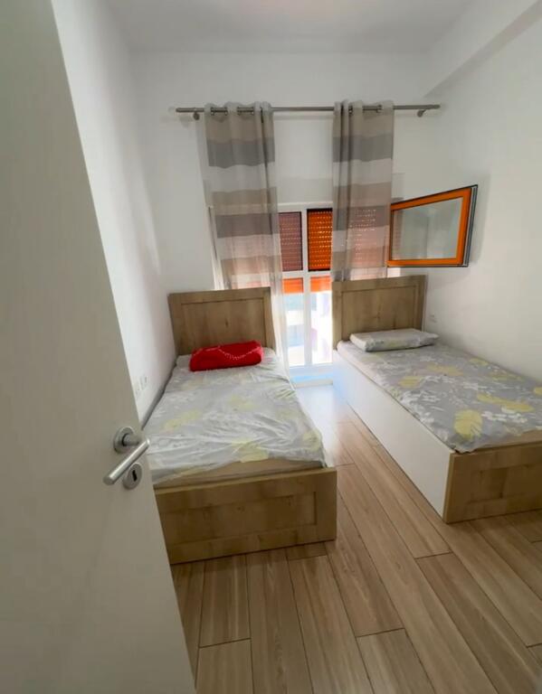 FOR RENT Apartment 1+1+balcony 📍Mangalem Complex 21, Ali Dem 400€/Month