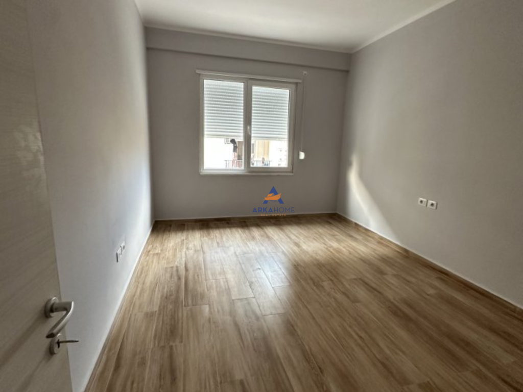 FOR SALE APARTMENT 2+1+BALCONY "BULEVARDI BLU, QENDER KAMEZ" 115,000 EURO.
