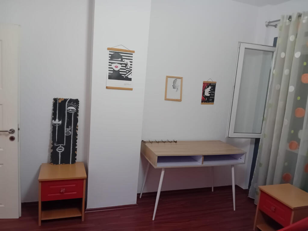 Appartamento 2+1 In Affitto Vicino a Komuna e Parisit (ID B2201450) Tirana.