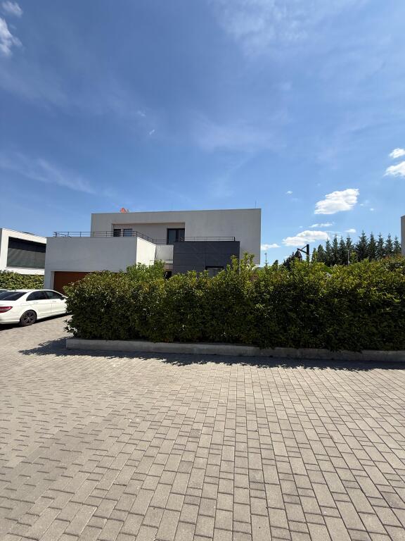 Villa for Sale in Vishnje – Exclusivity, Quietness and Privacy
