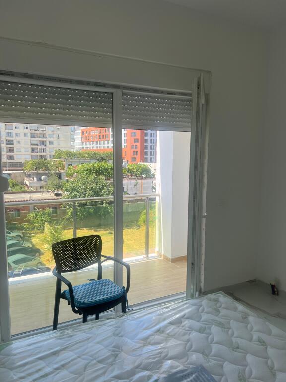 Apartament 1+1 per qira Astir