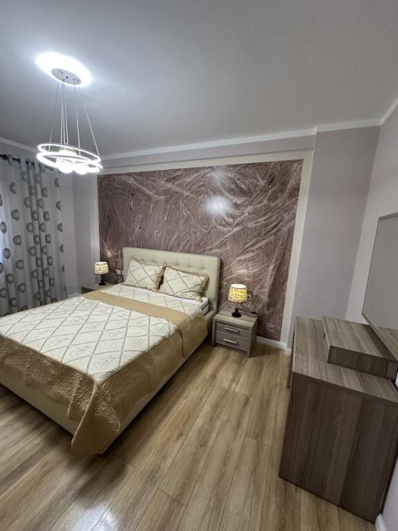 SHITET APARTAMENT 2+1 KOMBINAT 145.000 EURO