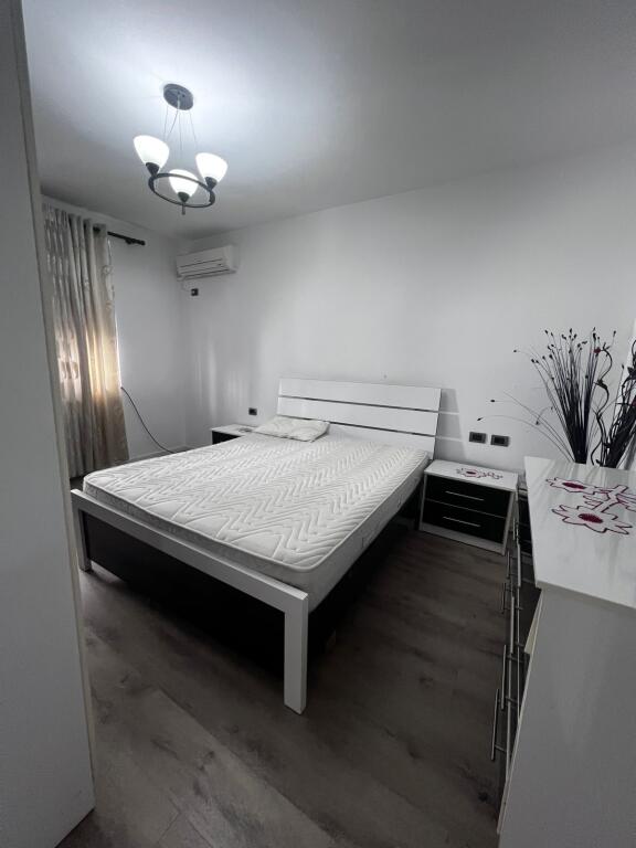 Shitet Apartament 2+1+bllk KESH , Vasil Shanto