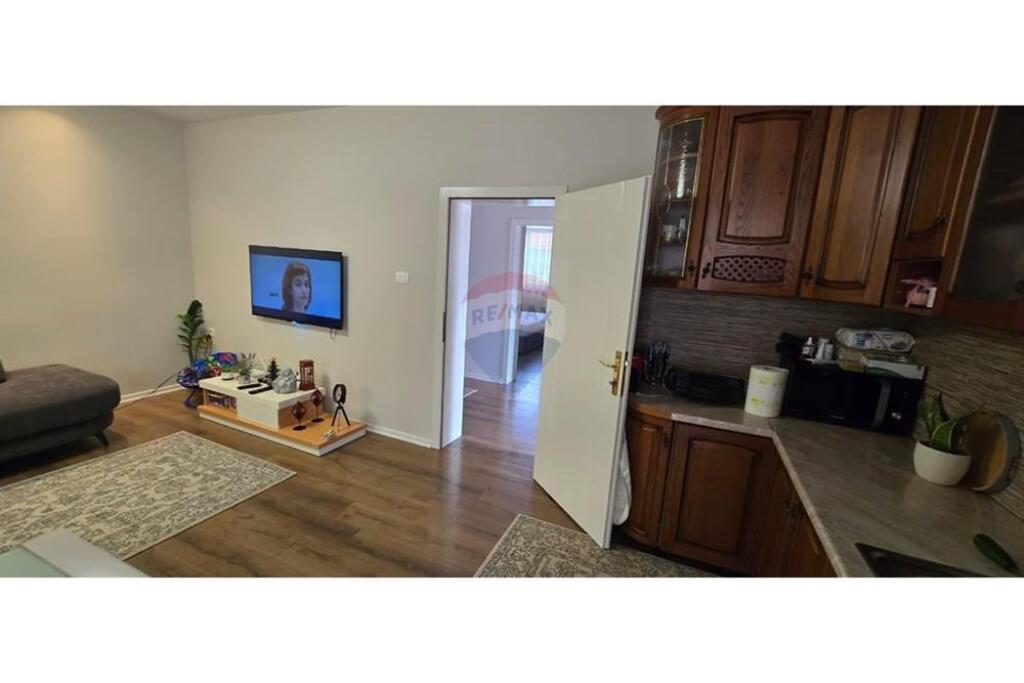 Apartment 2+1 for rent United School !