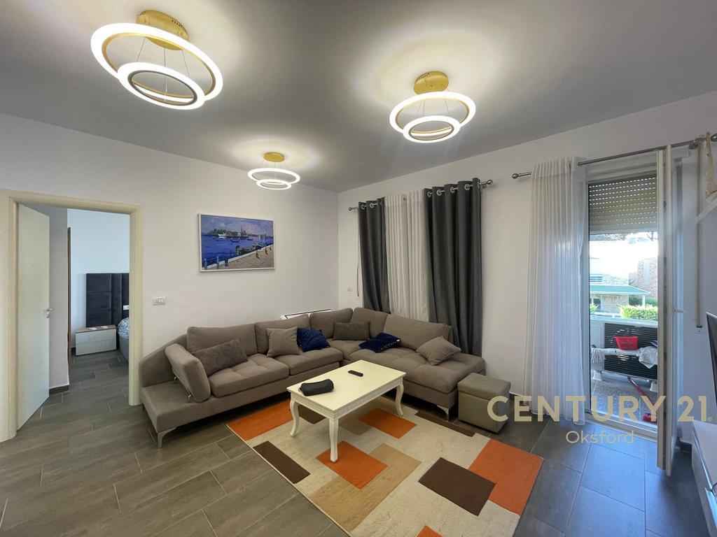VENDESI APPARTAMENTO 2+1 VICINO A LURA 3 GOLFO DI LALZIT!