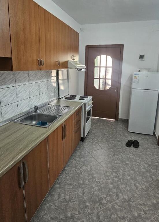 Appartamento 1+1+1 con Balcone in Affitto