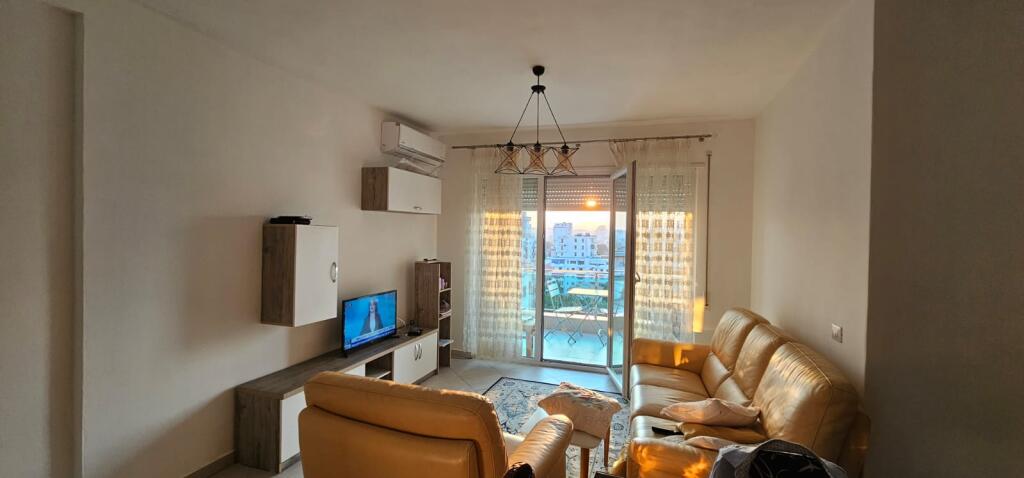 APARTAMENT 2+1 ME QIRA – PLAZH, Durrës