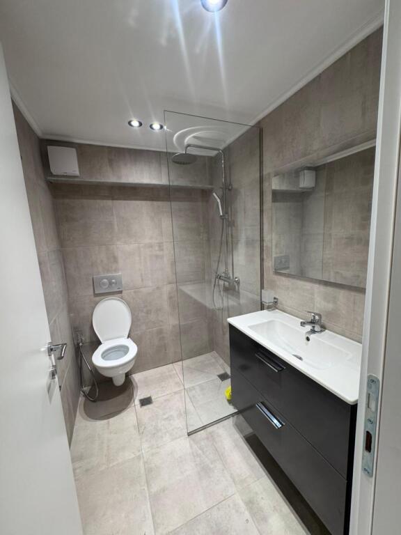 Appartamento 1+1 in affitto, Tirana Golden PARK