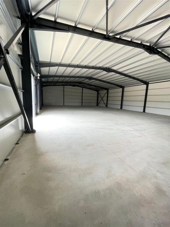 🏡 Nuova capannone in affitto sull'autostrada Tirana-Durazzo