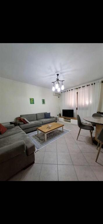 Apartament me qira 2+1 – Ali Demi (tek shkolla 1 Maj)