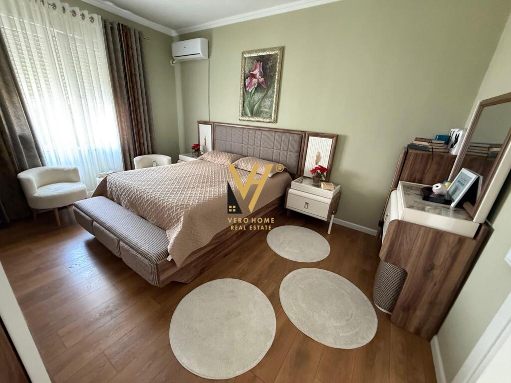FOR SALE APARTMENT 2+1+2 NEAR THE MOSQUE, BOTANICAL GARDEN 240,000 EURO