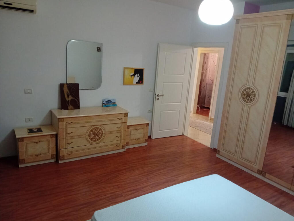 Appartamento 2+1 In Affitto Vicino a Komuna e Parisit (ID B2201450) Tirana.