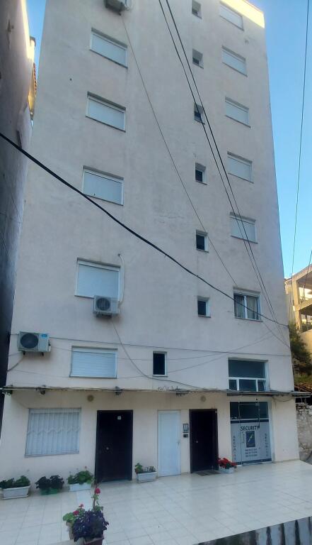 Negozio in affitto a Saranda