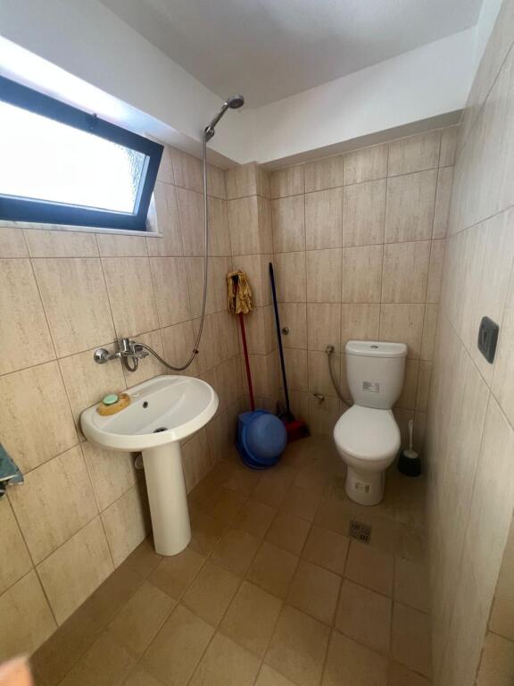 Qira, Hyrje Private 1+1, Kompleksi Grand, 300 € / Muaj
