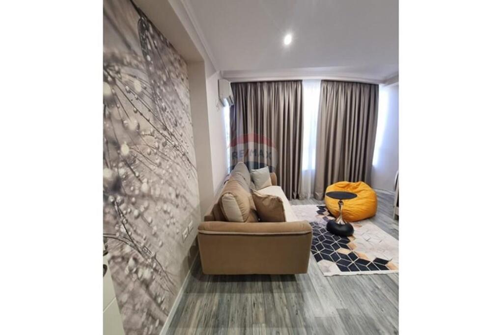Apartment 1+1 for rent 9 Floors Center