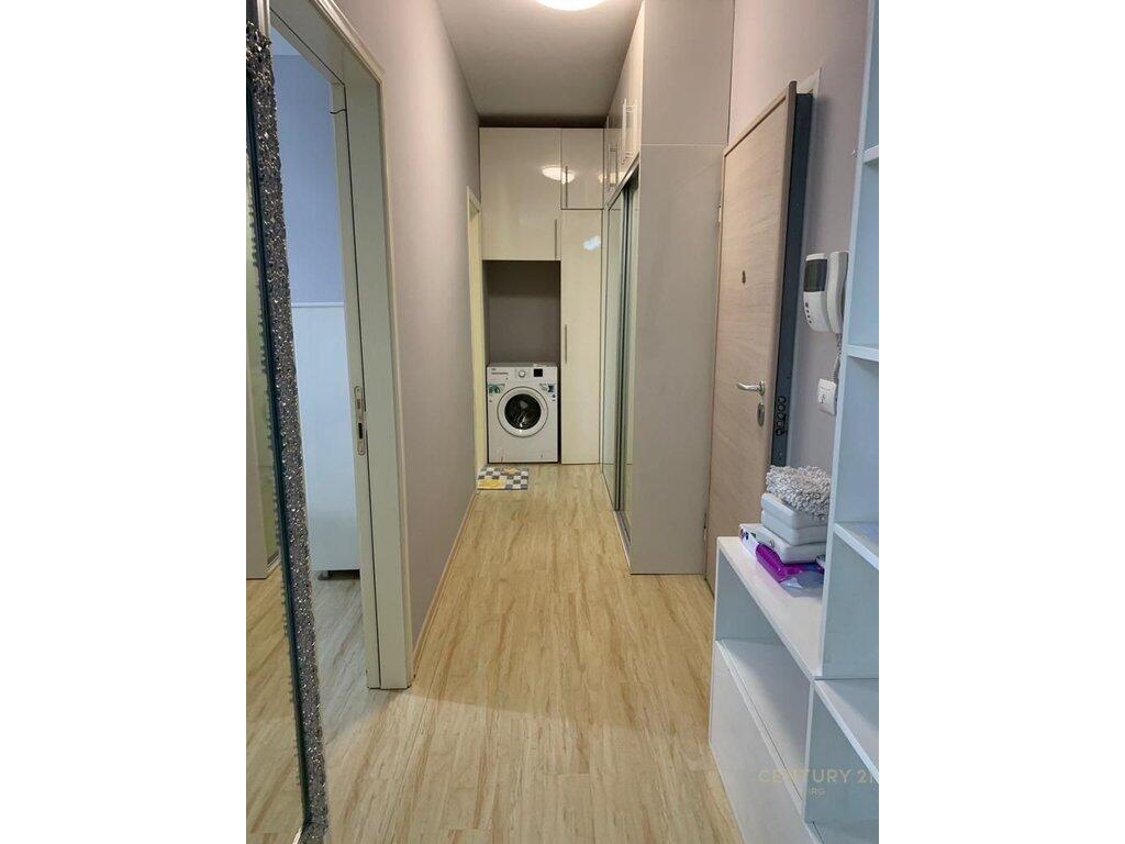 Apartment 1+1 for Rent – Myslym Shyr, Tirana