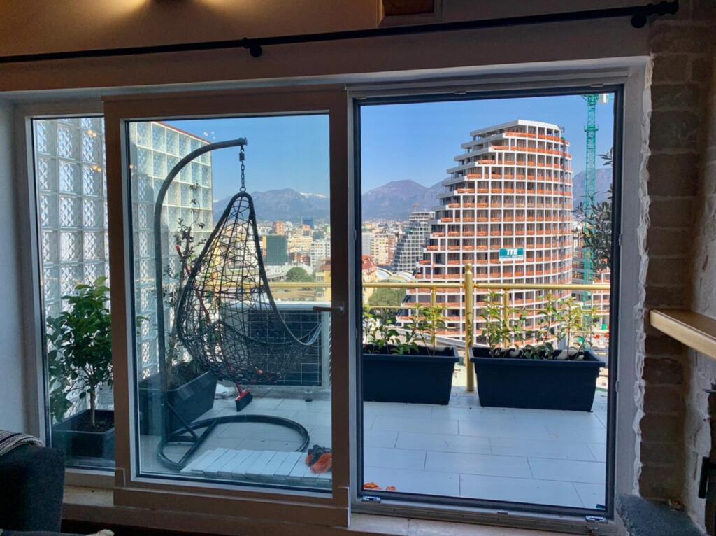 2+1 APARTMENT FOR SALE IN PAVAROTI