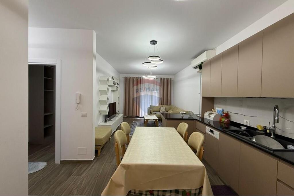 APARTMENT 2+1+2 WITH PARKING SPACE