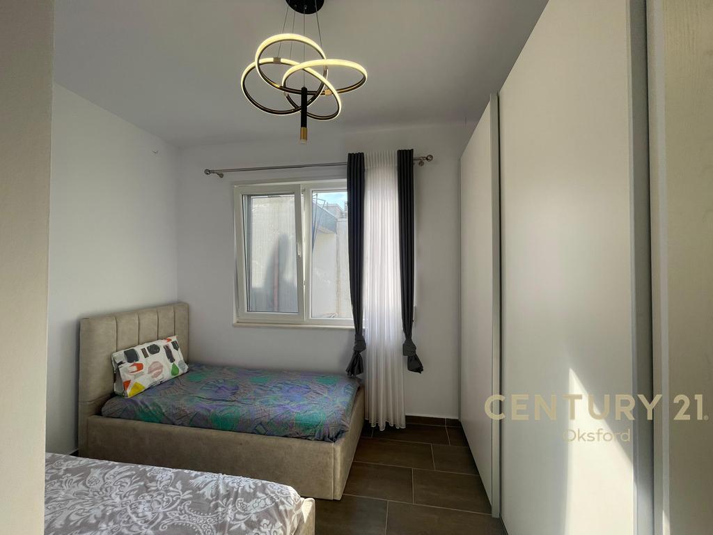 VENDESI APPARTAMENTO 2+1 VICINO A LURA 3 GOLFO DI LALZIT!