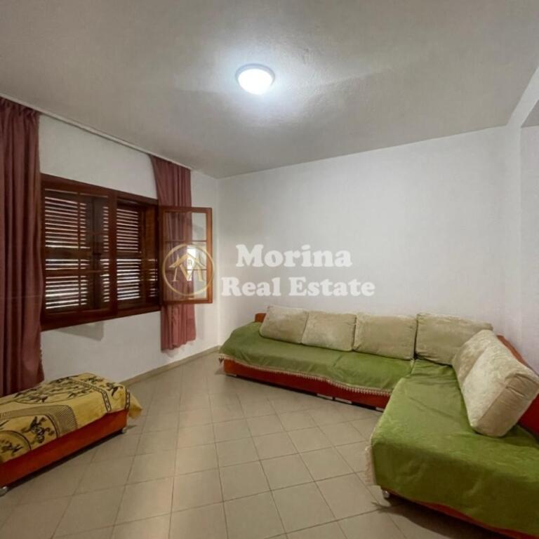 Rent Private Entrance 1+1, Institute, 230 Euro/month.
