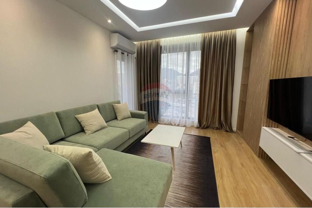 Apartament - Për Qira - 2+1+2 Porcelan !