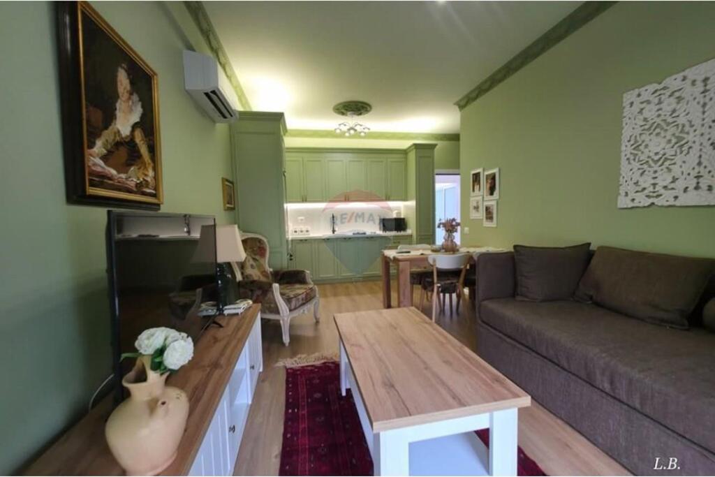 Jepet me qira apartament 1+1 në Rezidencën Oxa