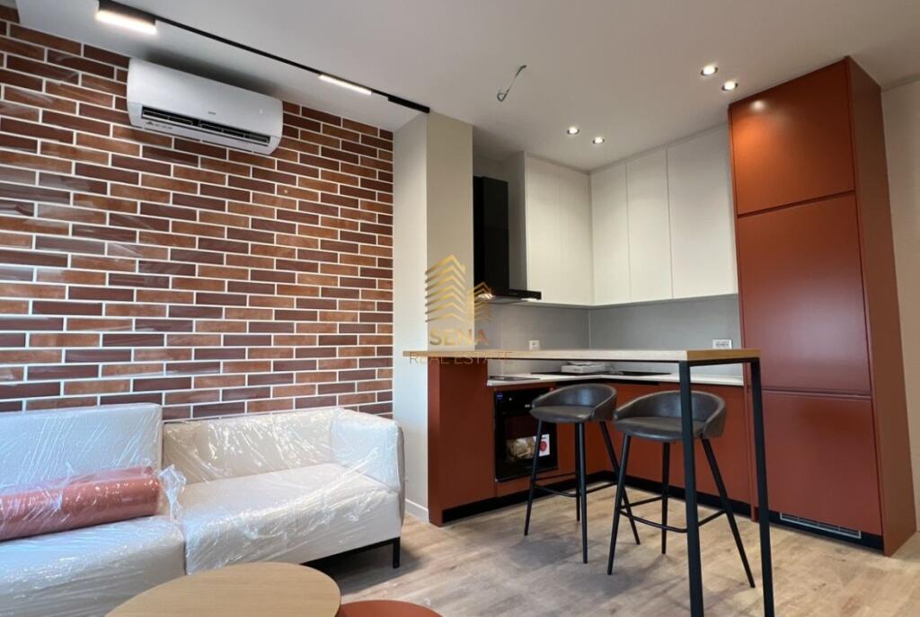 Affitto, Appartamento 1+1+Blk, all'inizio del Nuovo Boulevard, 700 Euro/mese