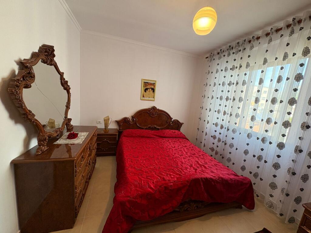 Fresk Shitet Apartament 2+1