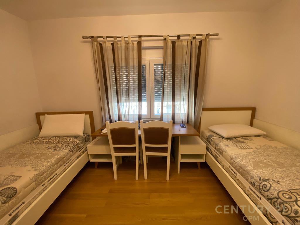 For Rent Apartment 2+1 – At the Intersection of 21 Dhjetori, Tirana