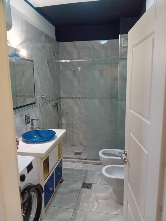 Appartamento 2+1 In Affitto Vicino a Komuna e Parisit (ID B2201450) Tirana.