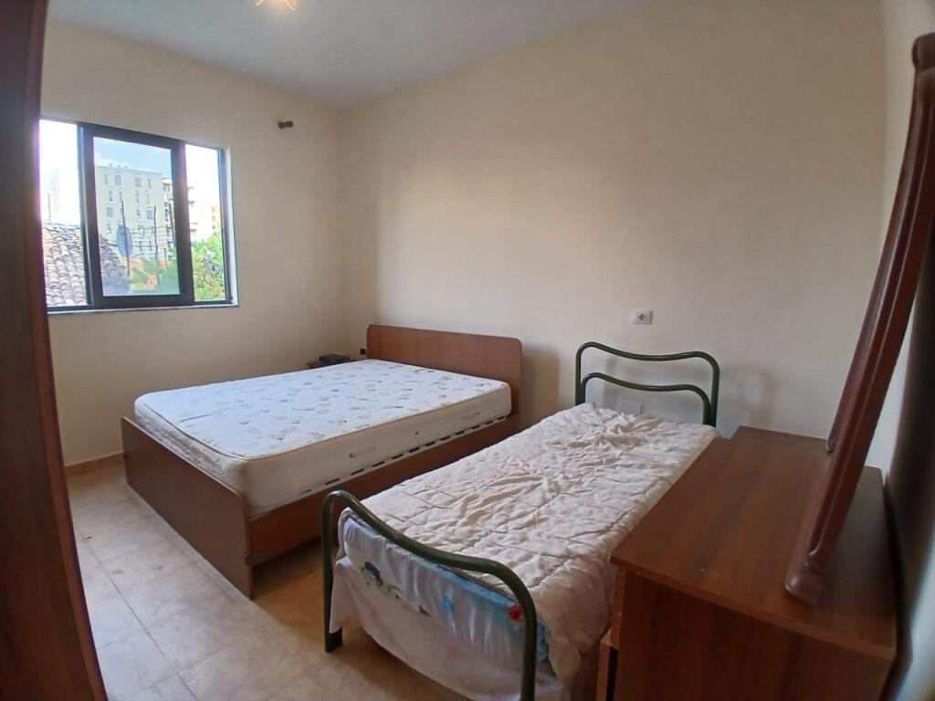 Jepet me qera  Apartament 1+1 Pas shkolles Harry Fultz