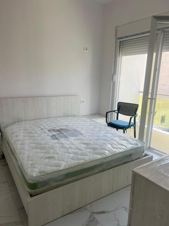 Apartament 1+1 per qira Astir