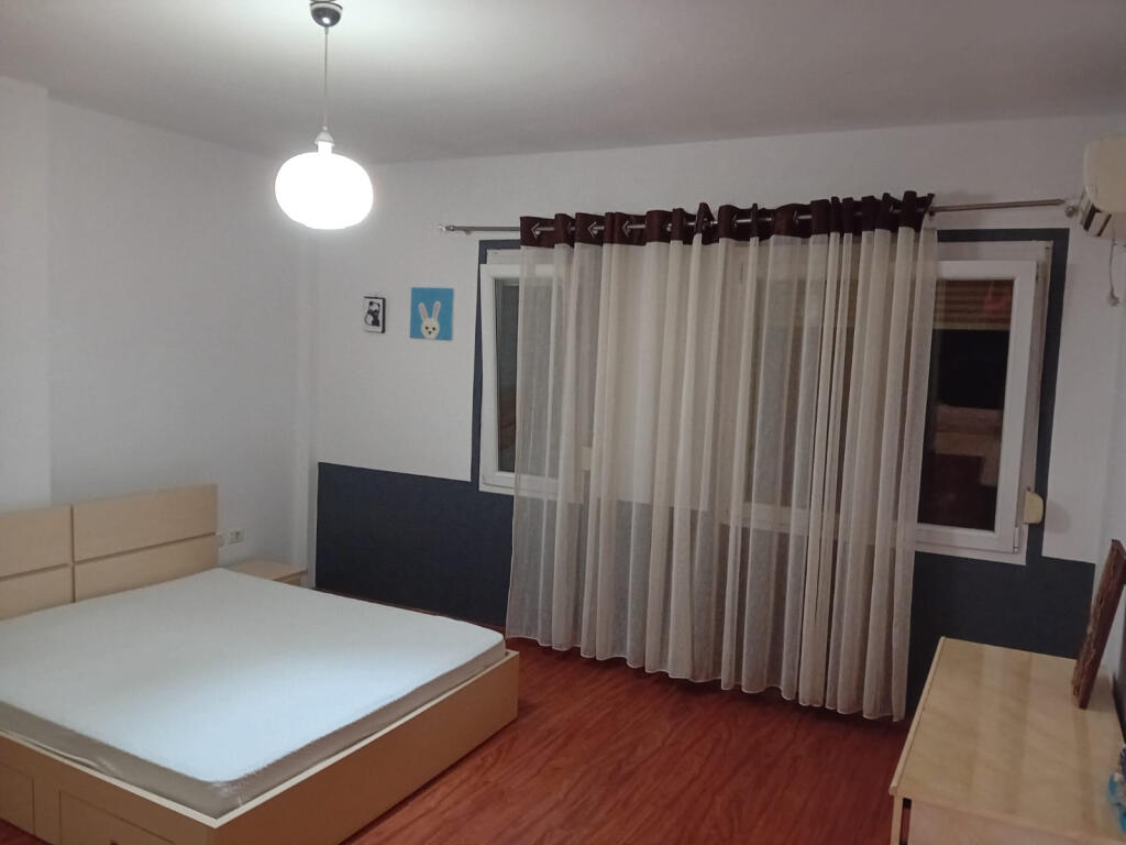Appartamento 2+1 In Affitto Vicino a Komuna e Parisit (ID B2201450) Tirana.
