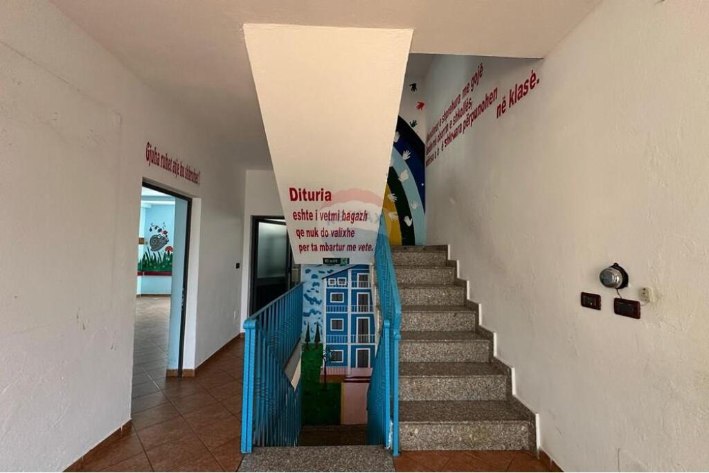 Edificio in affitto in via Elbasanit!