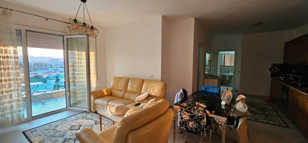 APARTAMENT 2+1 ME QIRA – PLAZH, Durrës