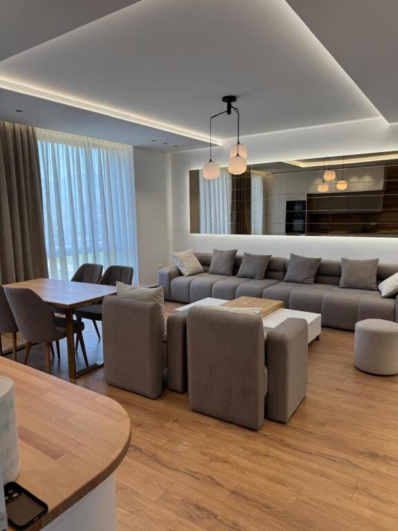 🏢Al Nuovo Boulevard, Via Filip Jano, si affitta appartamento 1+1 arredato, 700 Euro