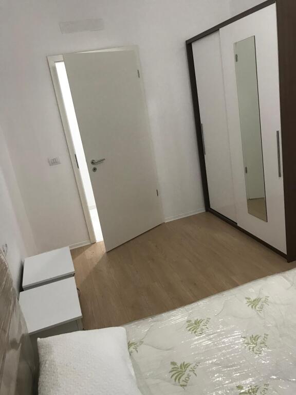 Affittasi appartamento 1+1+balcone (arredato)