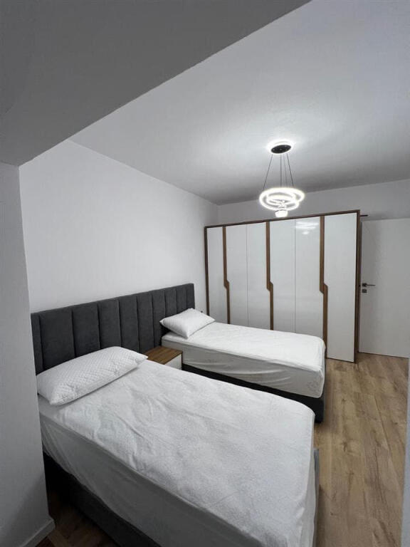Apartament Me Qera 2+1 Tek 21 Dhjetori ( ID B221345) Tirane