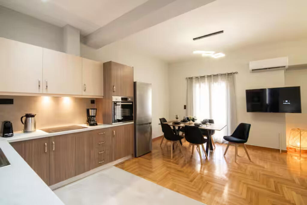 Apartment For Rent 1+1 In Ali Dem (ID B2101236) Tirane