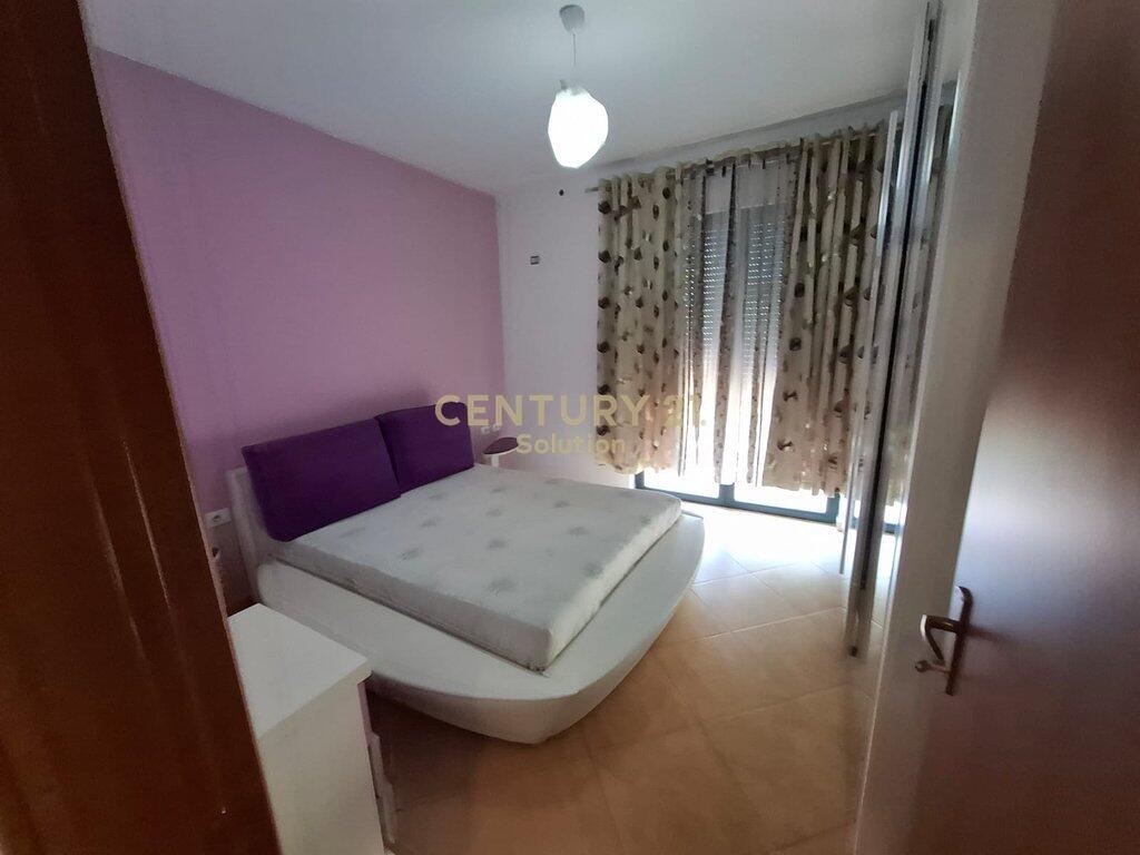 APARTAMENT 2+1+2 PER QIRA TEK MBIKALIMI I KOMUNES SE PARISIT!