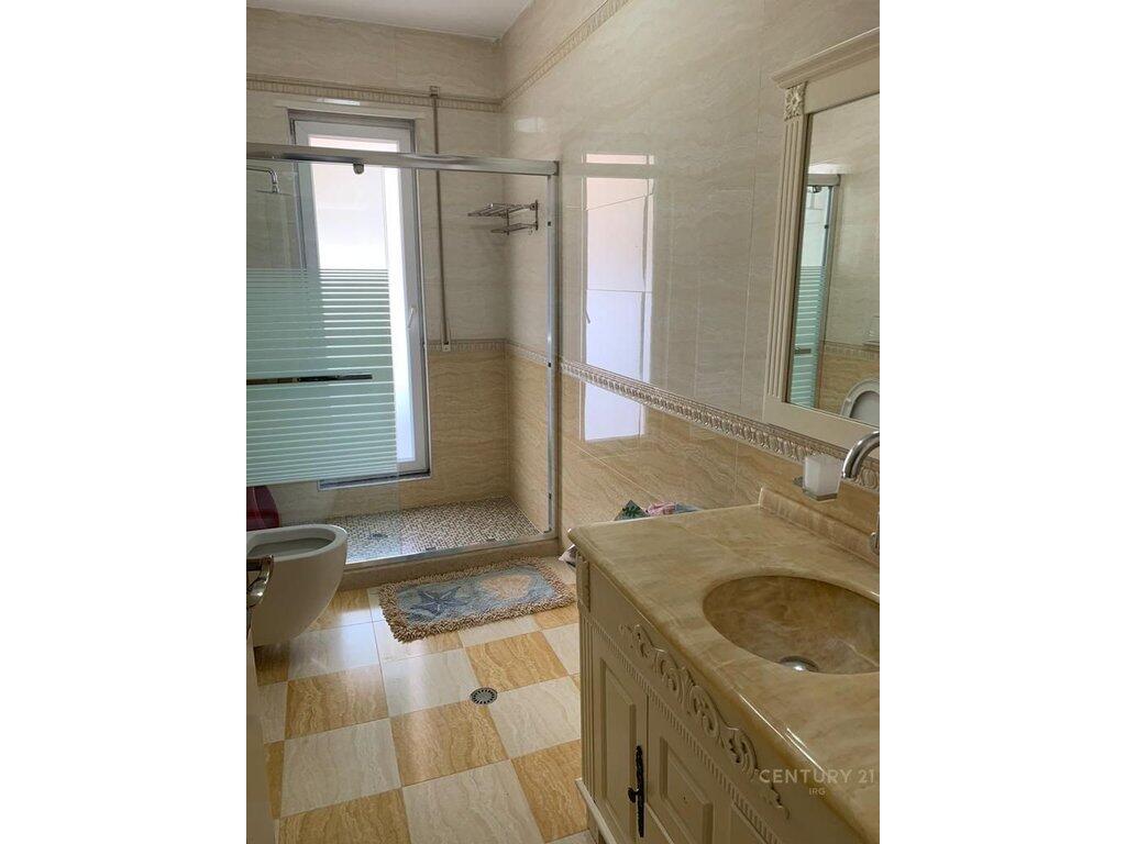 Apartment 1+1 for Rent – Myslym Shyr, Tirana
