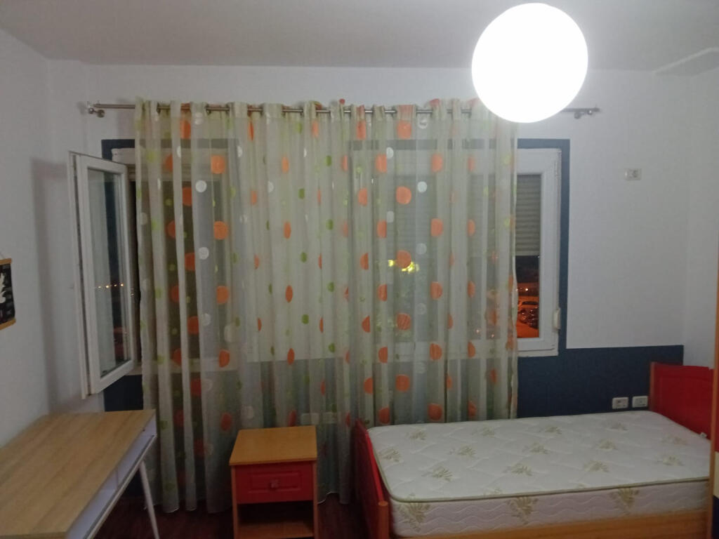 Appartamento 2+1 In Affitto Vicino a Komuna e Parisit (ID B2201450) Tirana.